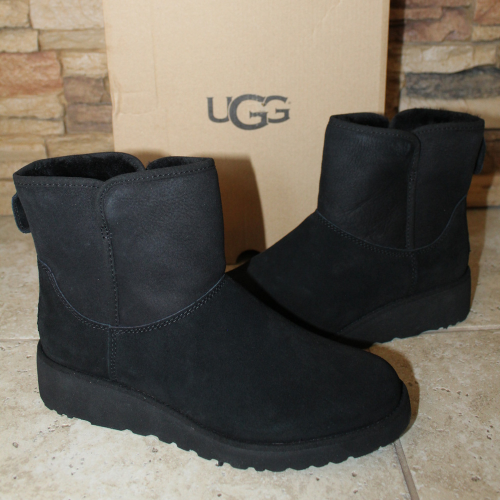 UGG KRISTEN WEDGE WATER RESISTANT SUEDE BOOTS NWOB SZ 7 BLACK